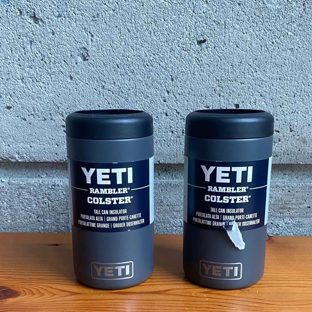 🆕 2 x Yeti Colster in Charcoal